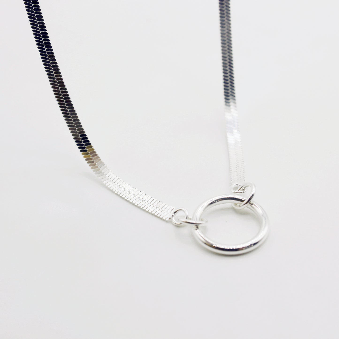 Sterling Silver Herringbone Chain Circle Pendant Choker Necklace